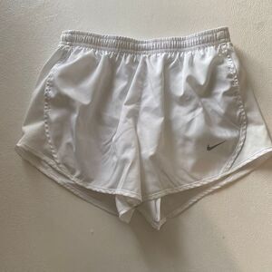 Nike Dri-Fit White Running Shorts Women’s Medium | Athletic Training Gym Activew